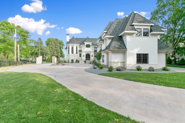 Cost of Concrete Driveway Installation in West Jordan